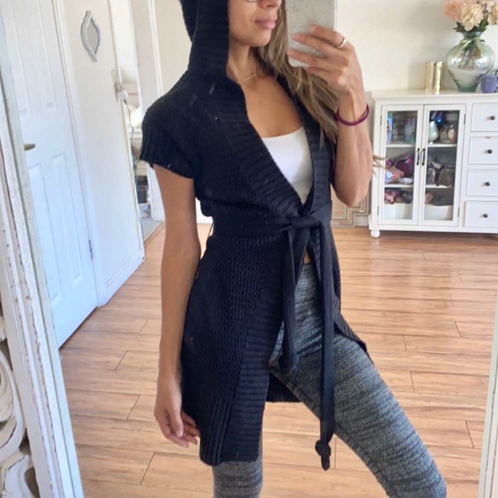 🪞 Long knit tie up cardigan sweater